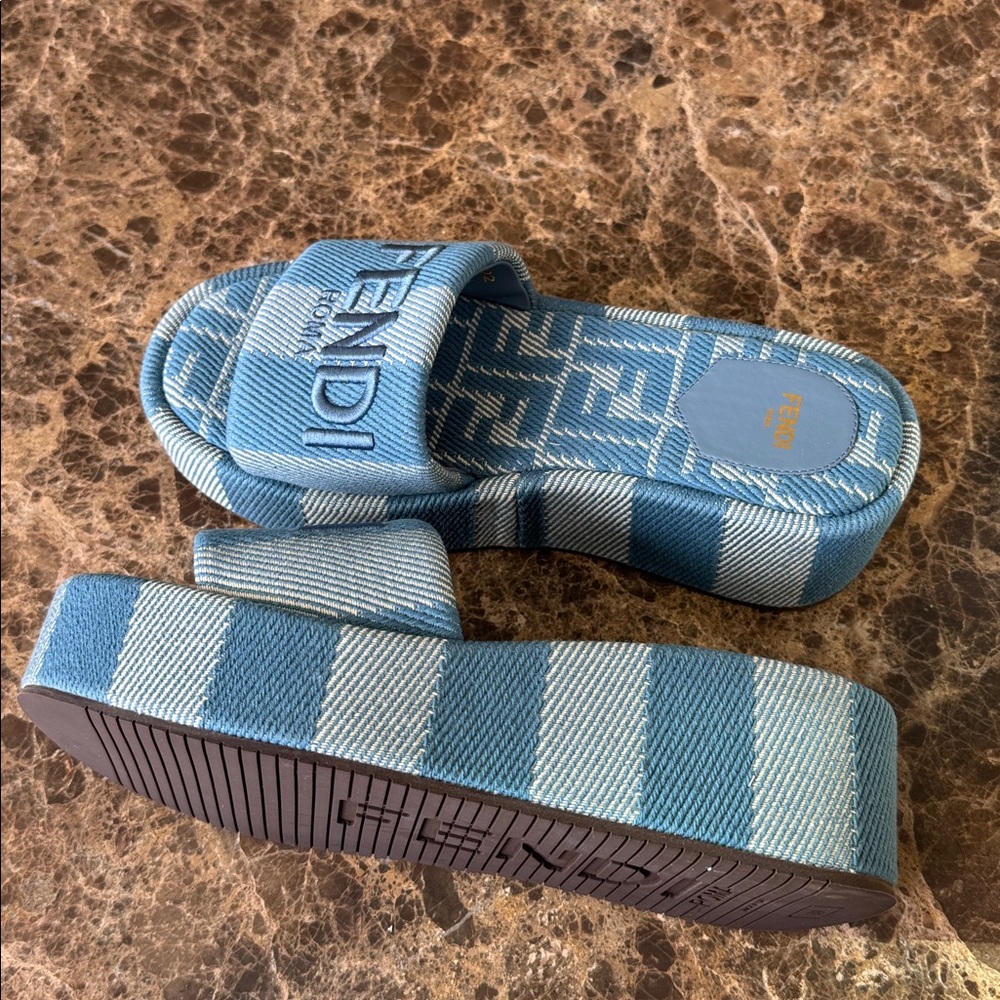 Fendi denim jacquard striped blue slide platform sandals sz 39 - Picture 6 of 10